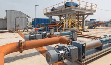 Dewatering system and cleaning line
