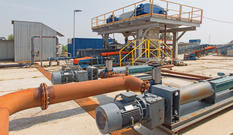 Dewatering system and cleaning line