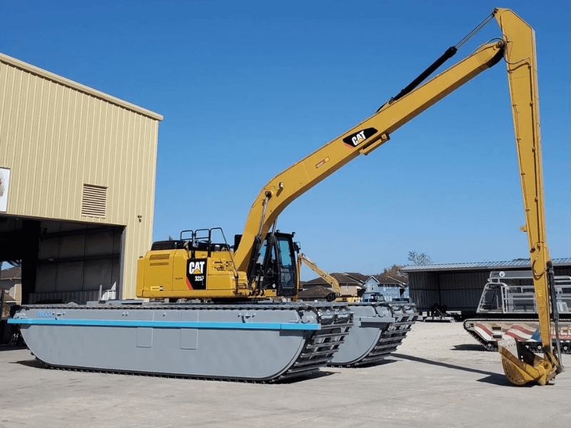 A Yellow CAT Marsh Buggy used by US Aqua (1)